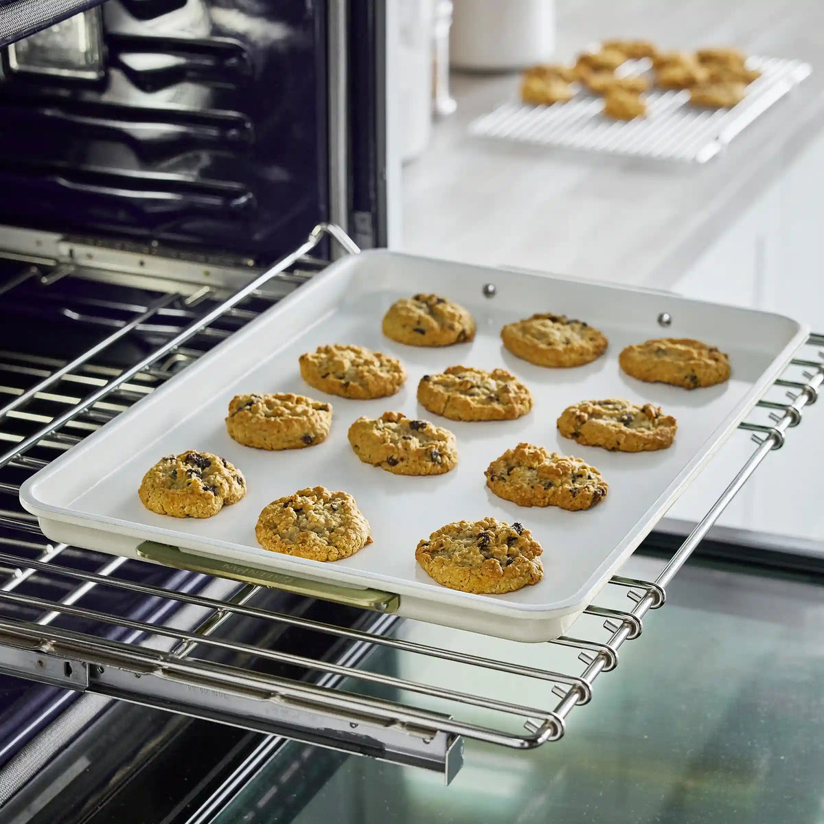Reserve Bakeware 13" x 18" Half Sheet Pan | Cream