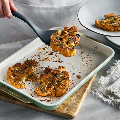 Reserve Bakeware 7-Piece Set | Sage