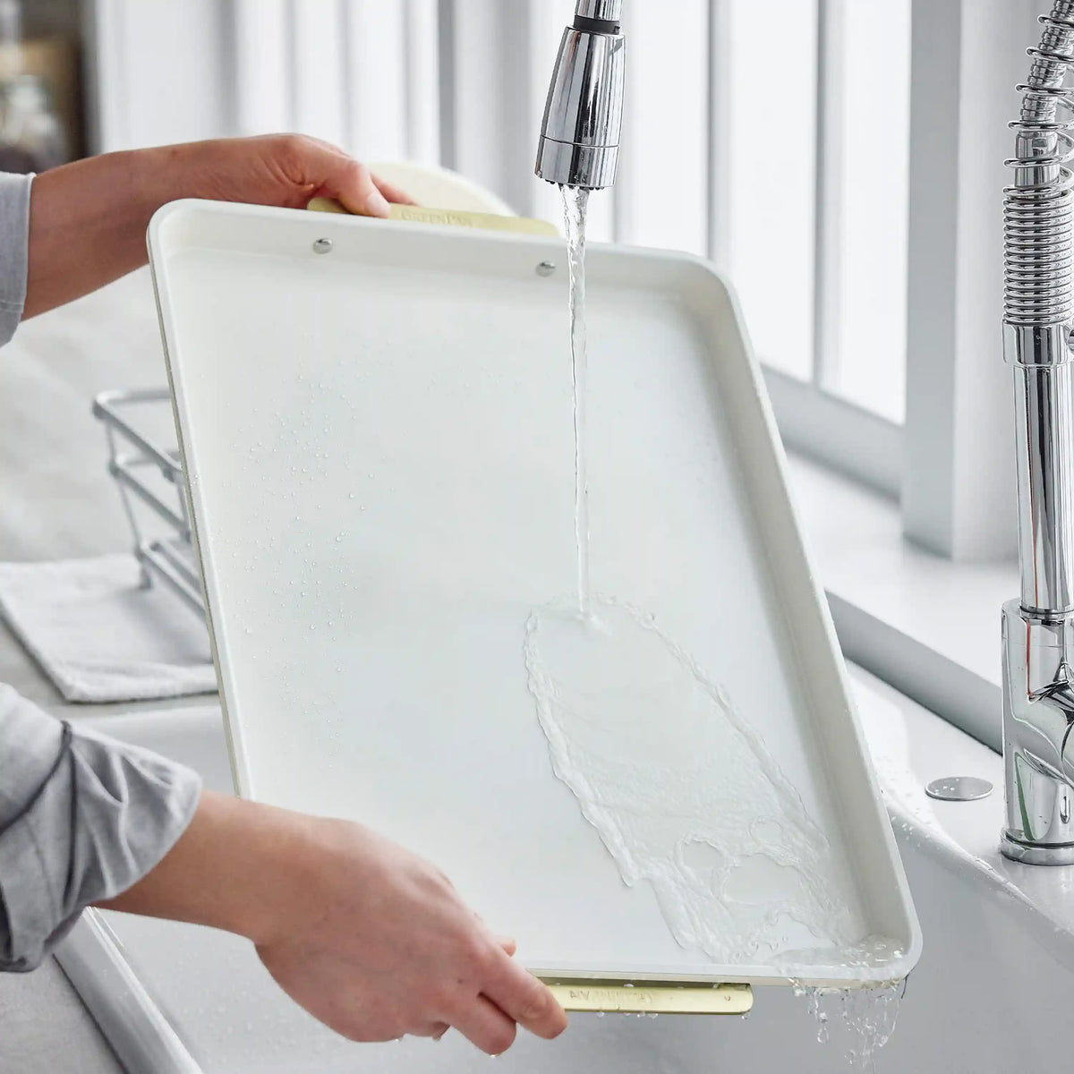 Reserve Bakeware 13" x 18" Half Sheet Pan with Cooling Rack | Cream