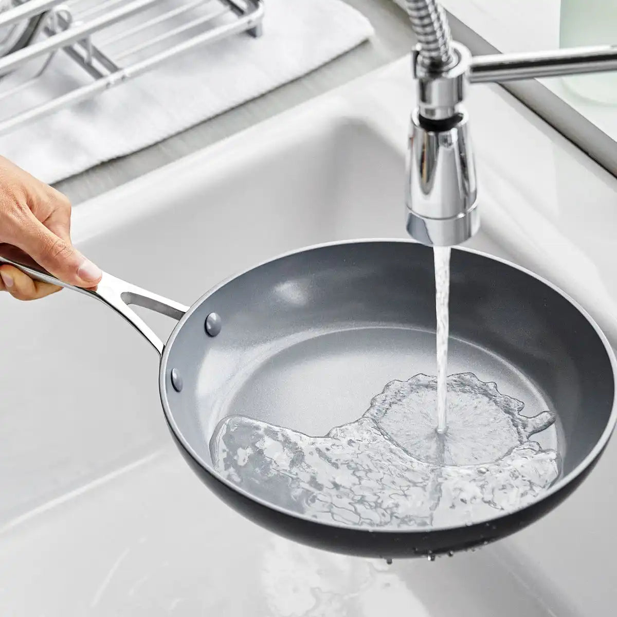 Valencia Pro Ceramic Nonstick 8" and 10" Frypan Set