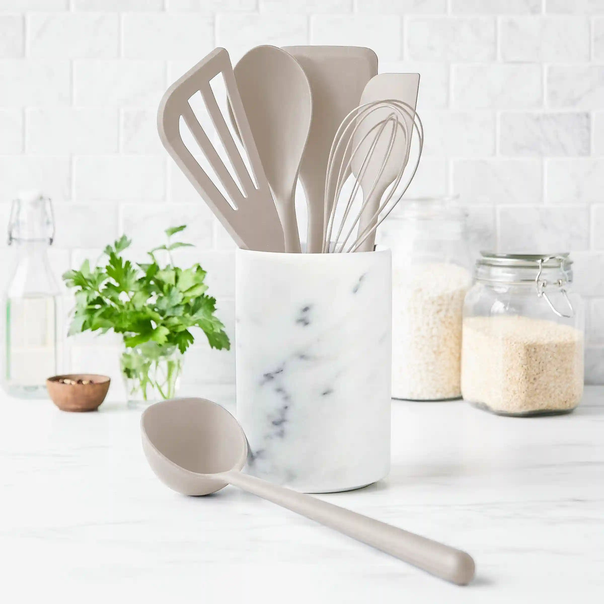 Platinum Silicone 7-Piece Utensil and Crock Set | Taupe