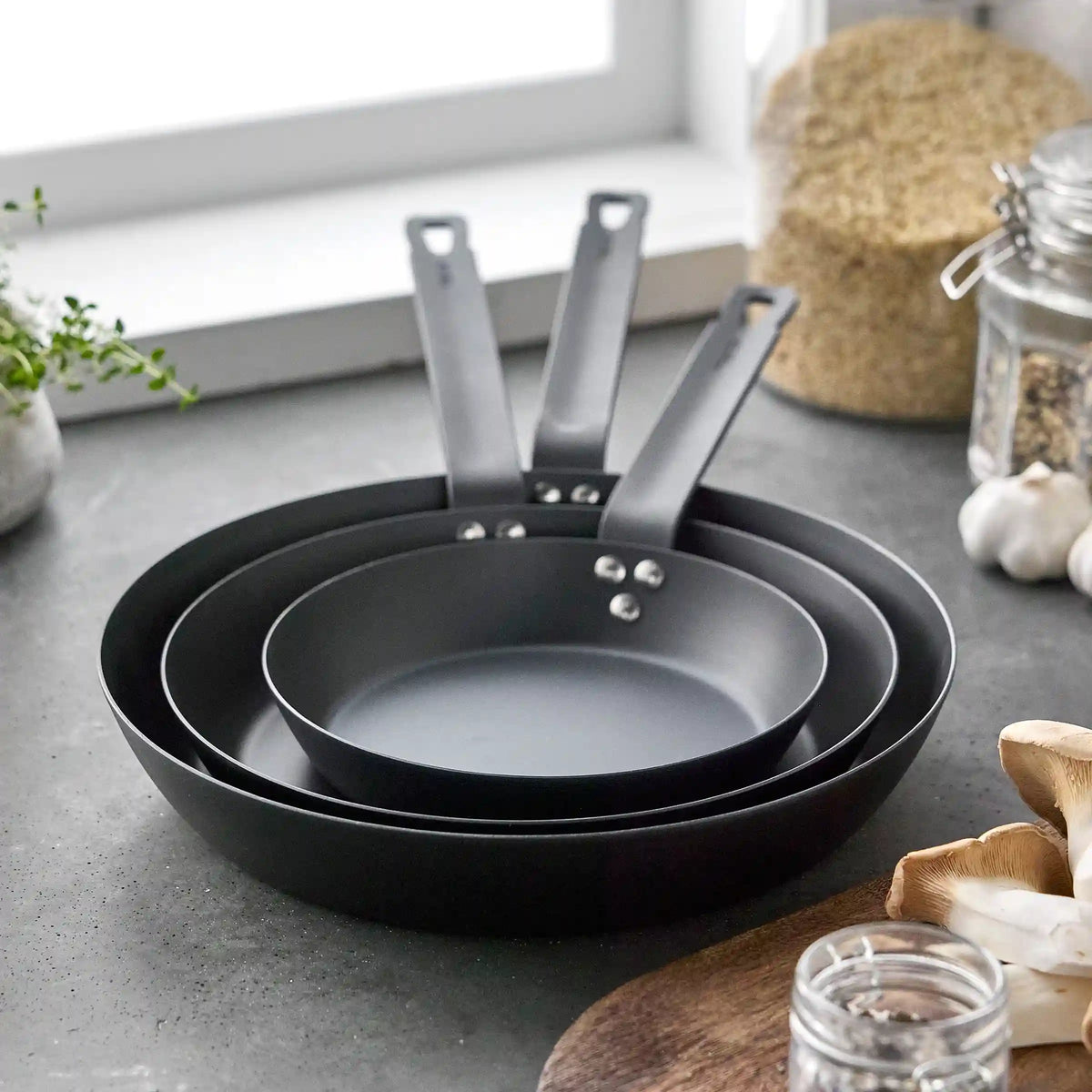 Bobby Flay by GreenPan 8", 10" and 12" Carbon Steel Frypan Set