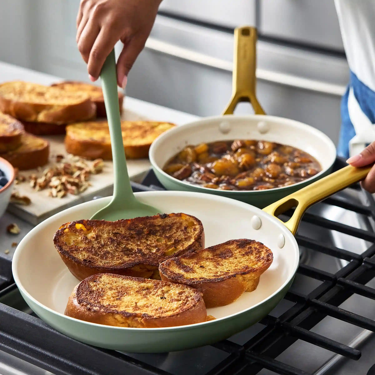 Reserve Pro Ceramic Nonstick 10-Piece Cookware Set | Sage