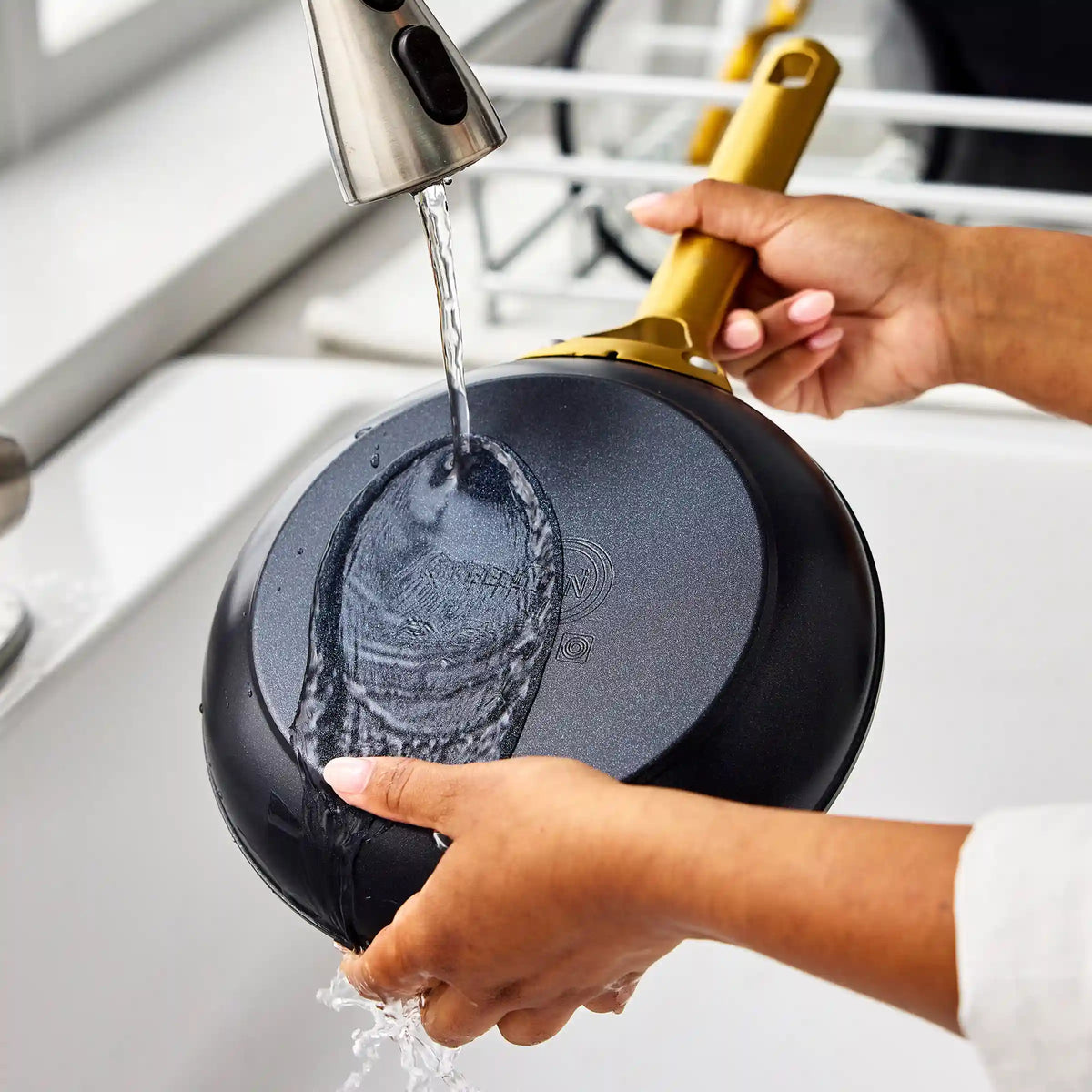Reserve Pro Ceramic Nonstick 10" and 12" Frypan Set | Black