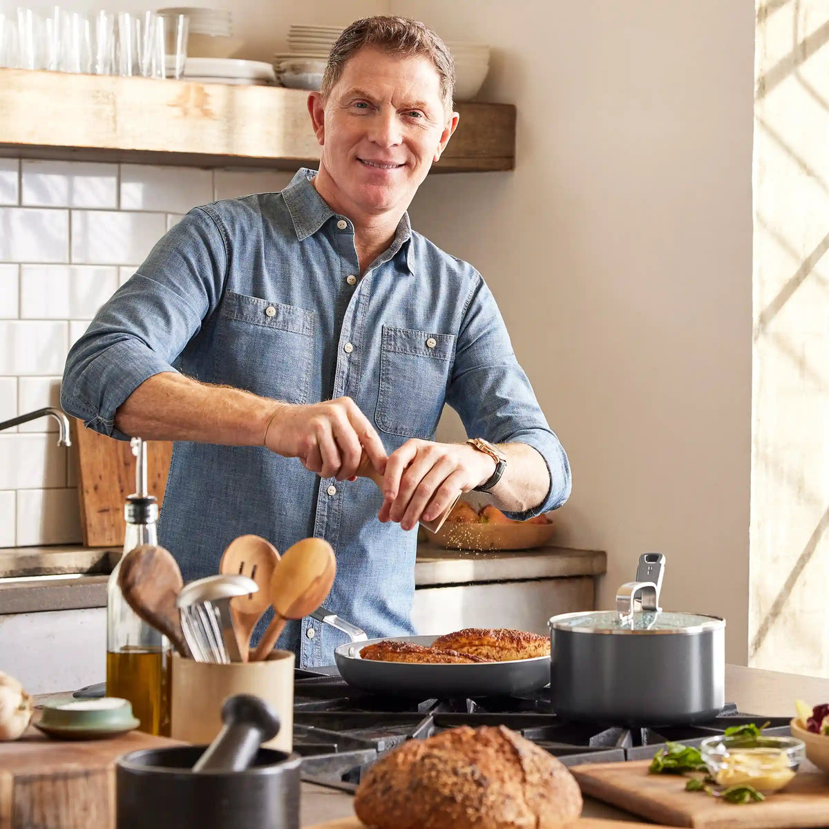 Bobby Flay by GreenPan Professional Ceramic Nonstick 1.6-Quart Saucepan with Lid | Graphite