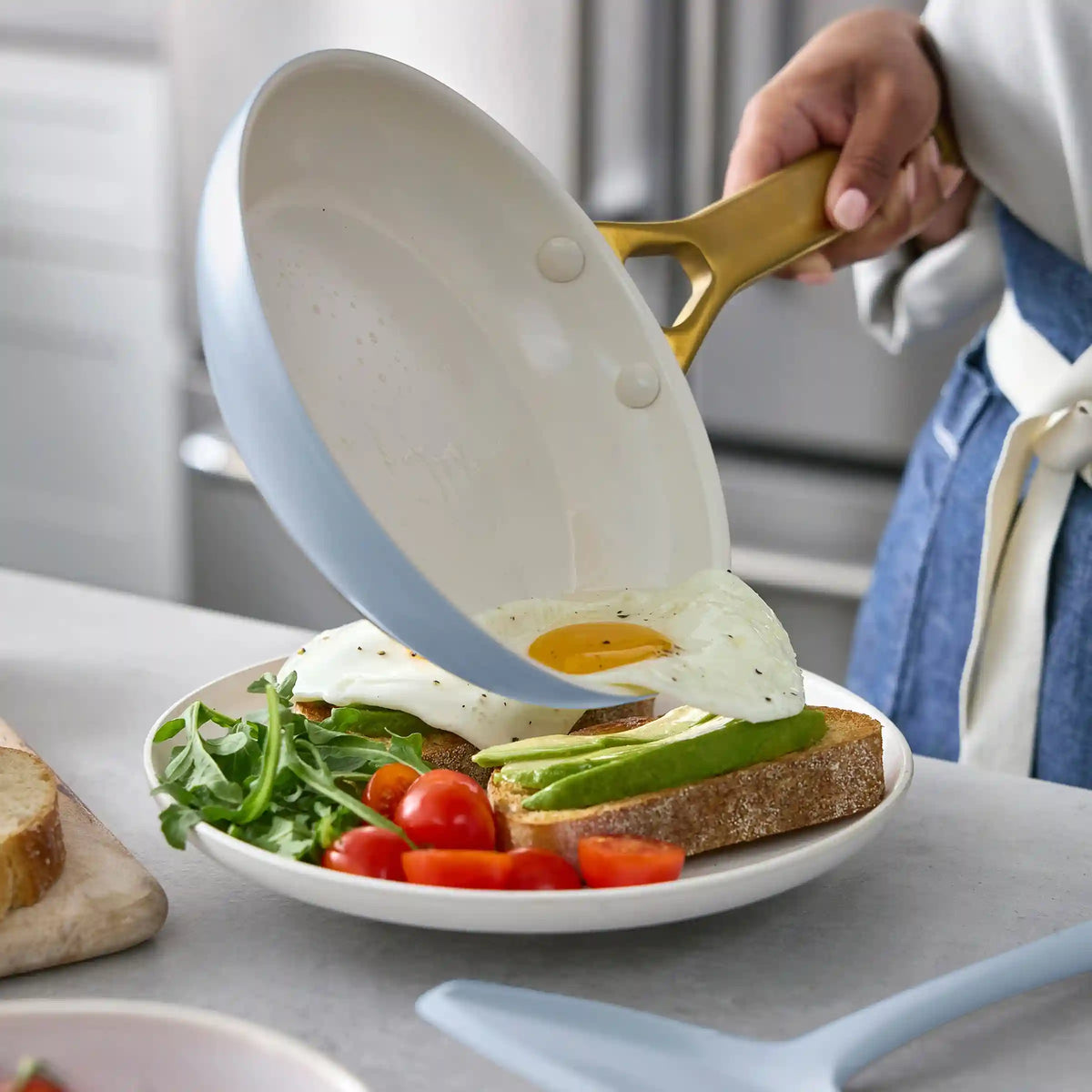 Reserve Pro Ceramic Nonstick 10-Piece Cookware Set | Glacier