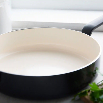 Rio Advanced Ceramic Nonstick 5-Quart Sauté Pan with Lid | Black