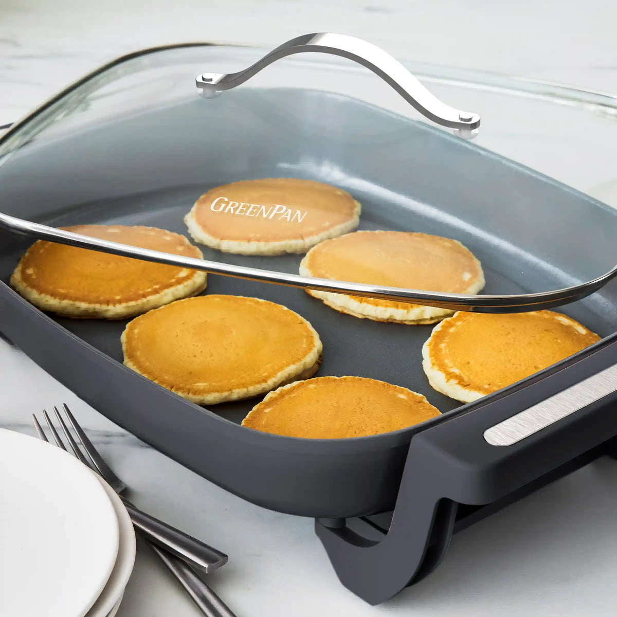 7-Quart Advanced Skillet | Graphite