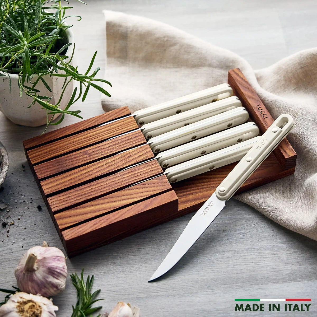Stanley Tucci™ 6-Piece Steak Knife Set with Wood Tray | Carrara White