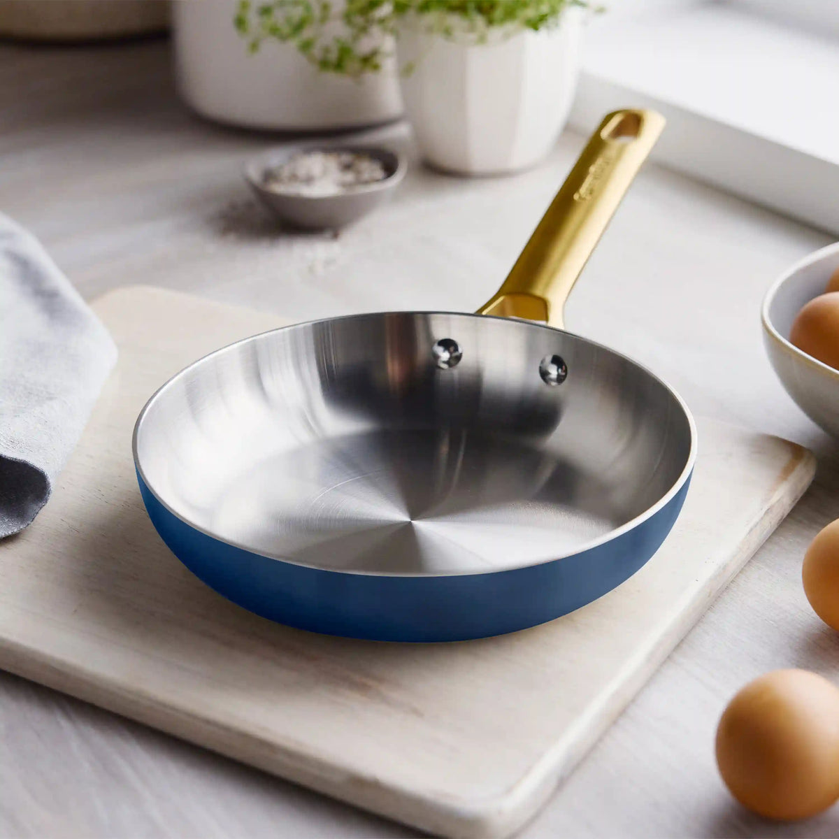 Reserve Pro Uncoated Stainless Steel 8" Frypan | Twilight