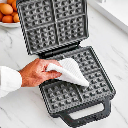 Advanced 4-Square Waffle Maker | Graphite