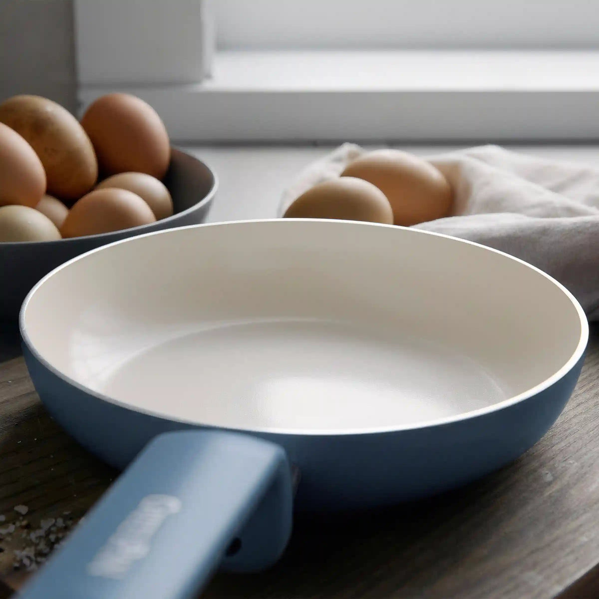 Rio Advanced Ceramic Nonstick 8" Frypan | Dutch Blue