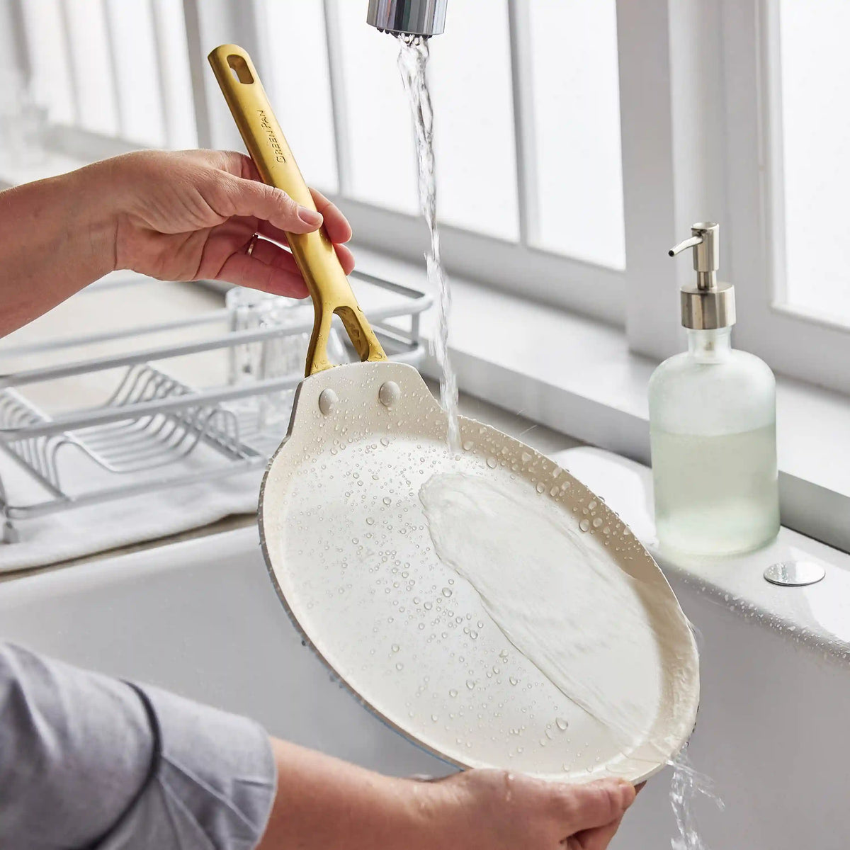 Reserve Pro Ceramic Nonstick 10" Crepe Pan | Latte