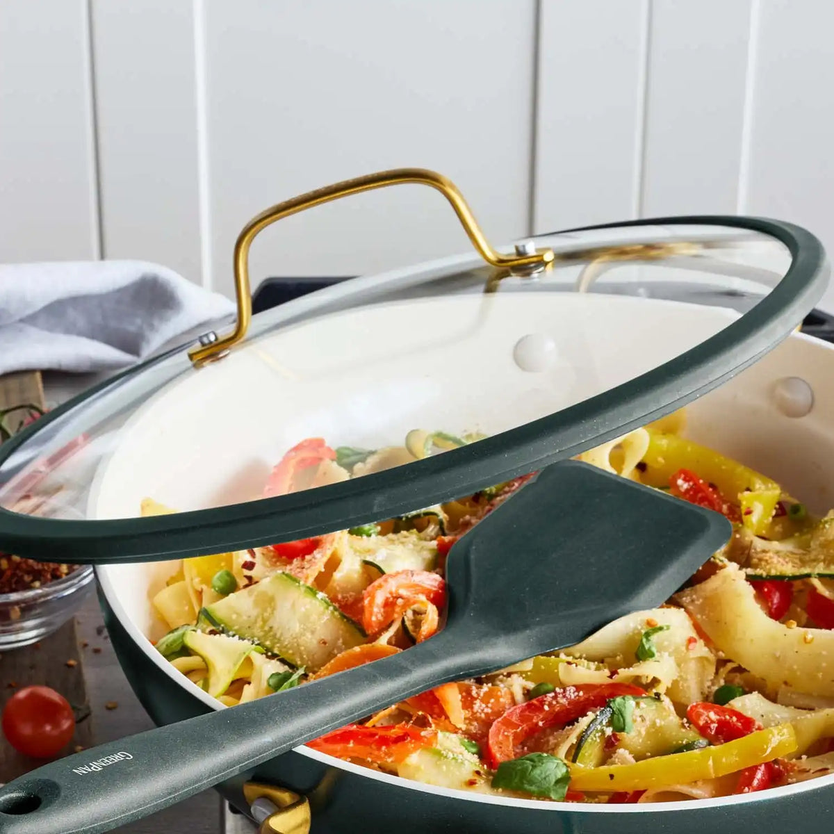 Reserve Pro Ceramic Nonstick 3.75-Quart Everyday Pan with Lid | Spruce