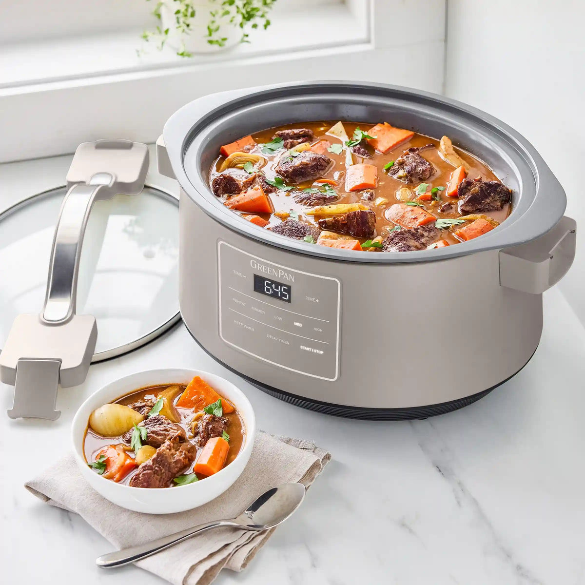 8-Quart Locking Lid Slow Cooker | Clay