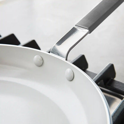 Bobby Flay by GreenPan Professional Ceramic Nonstick 10" Frypan | Graphite
